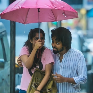 Divyabharathi, GV Prakash in Bachelor Movie Stills