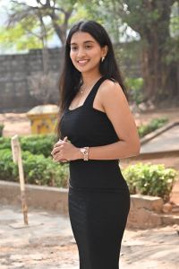 Sarkaaru Noukari Actress Bhavana Vazhapandal New Images