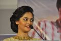 Actress Bindu Madhavi @ Tamilukku En Ondrai Aluthavum Press Meet