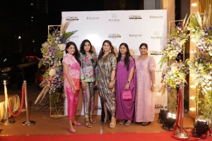 Dr. Anu Karjela's BORABAY Salon Launch Photos