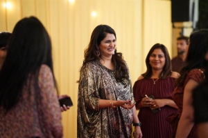 Dr. Anu Karjela's BORABAY Salon Launch Photos