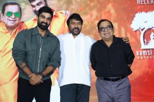 Raja Goutham, Chiranjeevi, Brahmanandam @ Brahma Anandam Pre-Release Event Stills