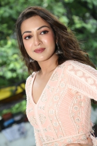 Actress Catherine Tresa Stills @ Sri Maha Vishnu Movies Production No 1 Movie Launch