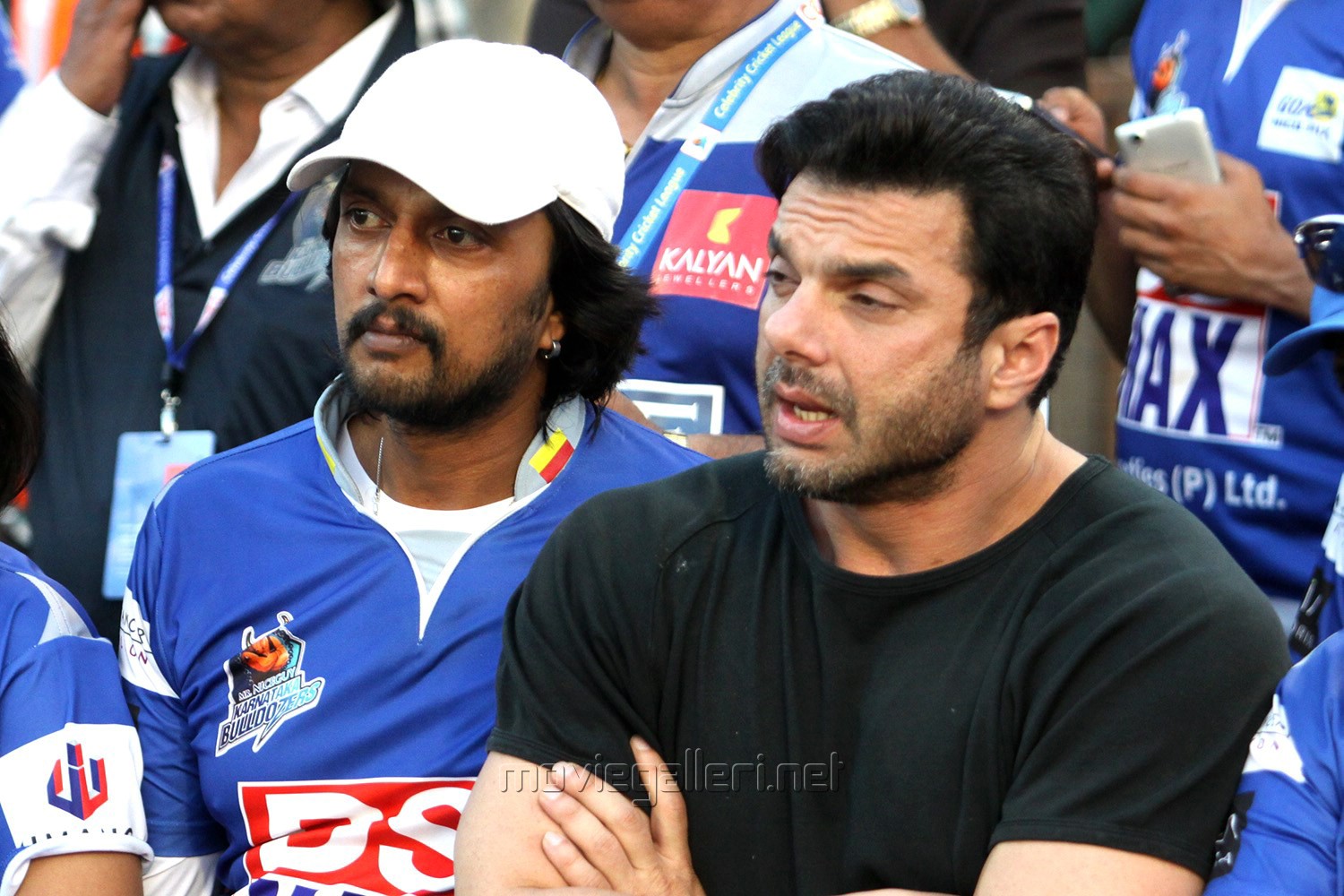 CCL 4 Final Karnataka Bulldozers vs Kerala Strikers Match Photos | New