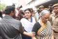 Actress Kushboo Pay Homage to MS Viswanathan Photos