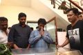 Suresh Kamatchi, Cheran pay homage to Director Mahendran Photos