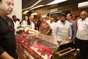 Nandamuri Balakrishna Pay Last Respects to Superstar Krishna Photos