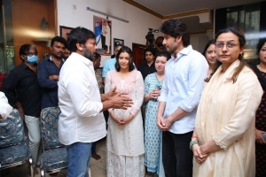 Chiranjeevi pay homage to Krishna Photos