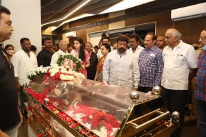 Nandamuri Balakrishna Pay Last Respects to Superstar Krishna Photos