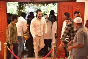 Akhil Akkineni pay homage to Krishna Photos