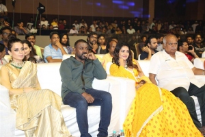 Kangana Ranaut, Raghava Lawrence, Mahima Nambiar @ Chandramukhi 2 Pre-Release Event Stills