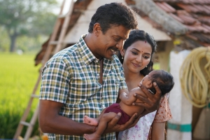 Samuthirakani in Chithirai Sevvaanam Movie Images HD