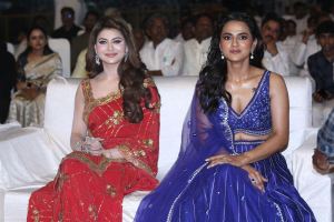 Urvashi Rautela, Shraddha Srinath @ Daaku Maharaaj Success Meet Anantapur Photos