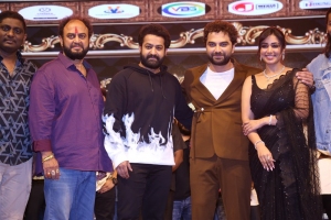 Karate Raju, Jr NTR, Vishwak Sen, Nivetha Pethuraj @ Das Ka Dhamki Pre Release Event Stills