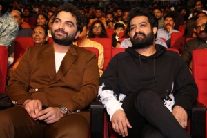 Vishwak Sen, Jr NTR @ Das Ka Dhamki Pre Release Event Stills