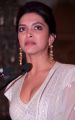 Actress Deepika Padukone New Hot Pictures