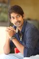 Telugu Comedy Actor Dhanraj Photos