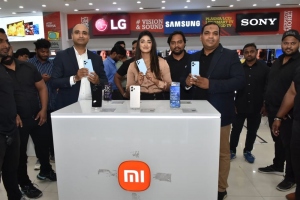 Redmi 12 5G Mobilephone Launch @ Bajaj Electronics, Nexus Hyderabad Mall
