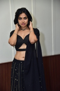 Actress Divi Vadthya Black Dress Images