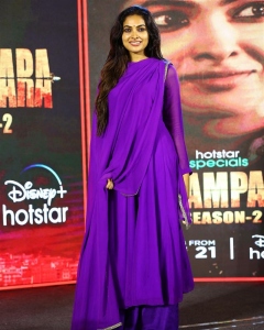 Actress Divi Vadthya Stills at Parampara Season 2 Pre-Release Event