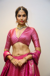 Rudrang Movie Actress Divi Vadthya Pictures