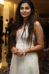 Actress Divi Vadthya Pictures @ Kanguva Pre-Release Event