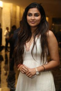 Actress Divi Vadthya Pictures @ Kanguva Pre-Release Event