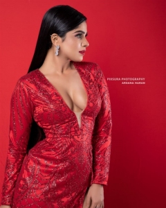 Actress Divyabharathi Hot Photoshoot Images