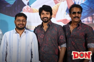 Cibi Chakaravarthi, Sivakarthikeyan, Samuthirakani @ Don Movie Thanks Meet Hyderabad Photos