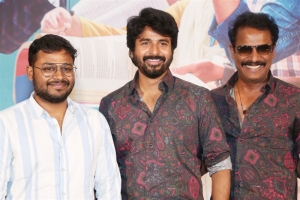 Cibi Chakaravarthi, Sivakarthikeyan, Samuthirakani @ Don Movie Thanks Meet Hyderabad Photos