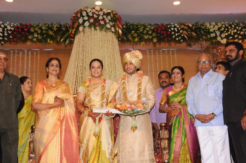 Actor Dushyanth Wedding Reception Stills Photos Gallery | New Movie Posters