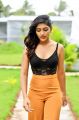 Actress Eesha Rebba Latest Hot Pictures