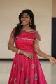 Telugu Actress Eesha Stills @ Ami Tumi Pre-Release