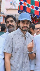 Celebrities Cast Their Vote for Elections 2024 Photos