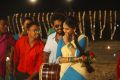 Mahesh, Shalu Chourasiya in En Kadhali Scene Podura Movie Stills HD