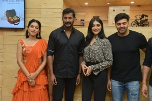 Mirnalini Ravi, Vishal, Mamta Mohandas, Arya @ Enemy Movie Pre Release Event Stills