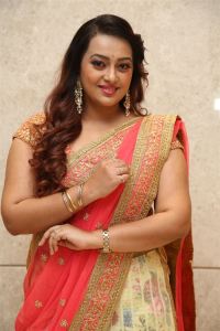 Thala Movie Actress Ester Noronha Photos