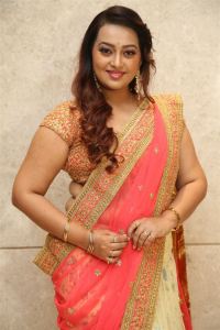 Actress Ester Noronha Photos @ Thala Pre Release Event