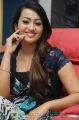 Telugu Heroine Ester Noronha Photos