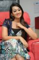 Telugu Heroine Esther Photos