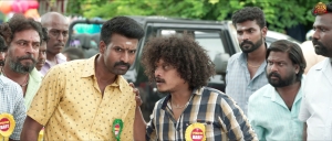 Soori, Pugazh in Etharkum Thuninthavan Movie HD Images