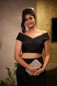 Aa Okkati Adakku Movie Actress Faria Abdullah Latest Stills