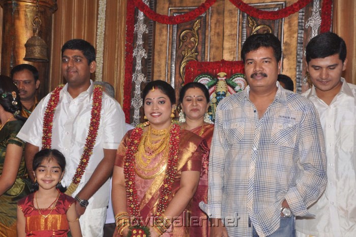 Four Frames Kalyanam son Satheesh Anjali Wedding Stills ...