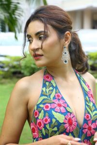 Actress Garima Chouhan Pictures @ Seetha Kalyana Vaibhogame Movie Press Meet