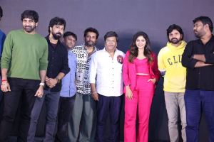 Geethanjali Malli Vachindhi Movie Teaser Launch Stills