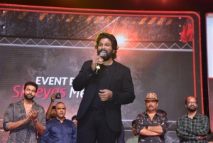 Allu Arjun @ Ghani Pre Release Event Stills