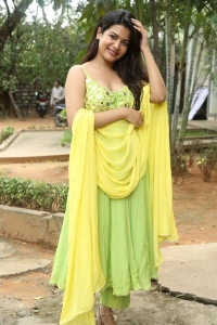 Actress Goldie Nissy Cute Pics @ Changure Bangaru Raja Interview