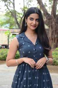 Actress Gouri Priya Reddy Stills @ Writer Padmabhushan Press Meet