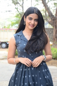 Actress Gouri Priya Reddy Stills @ Writer Padmabhushan Press Meet