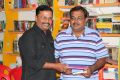 Cable Sankar(B.Sankaranarayanan) releases Vaanalaiyin Varigal Book